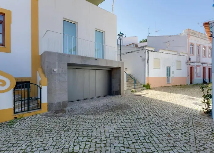 Villa Casa Lima - State Of The Art With Views And Pool In *