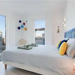 Villa Casa Lima - State Of The Art With Views And Pool In